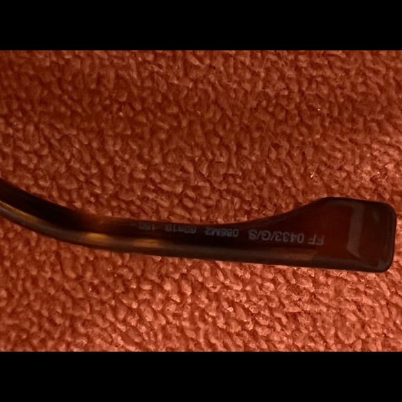 FENDI SUN GLASSES - Picture 6 of 7